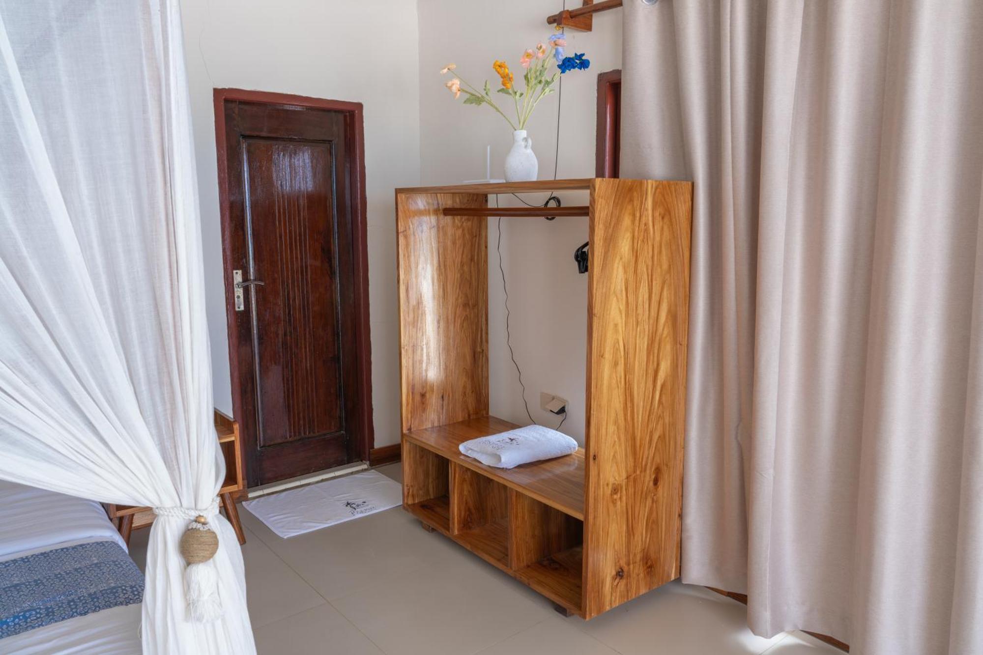 Josepha Cottage Ngurbloat Εξωτερικό φωτογραφία